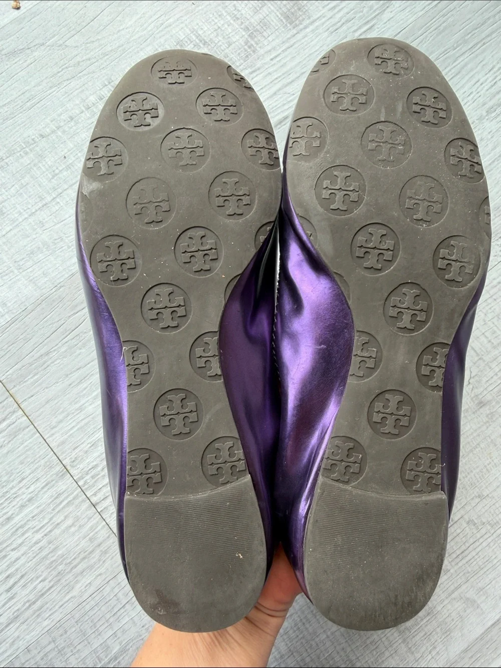 Tory Burch Metallic Purple Reva Logo Ballet Flats, Size 6-61/2.